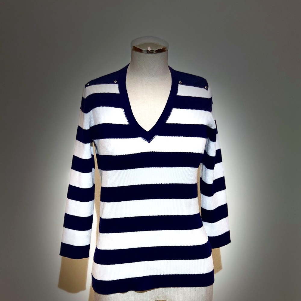 💥EUC💥- 🔹Ralph Lauren Nautical V-neck - Size Small✨✨🔹